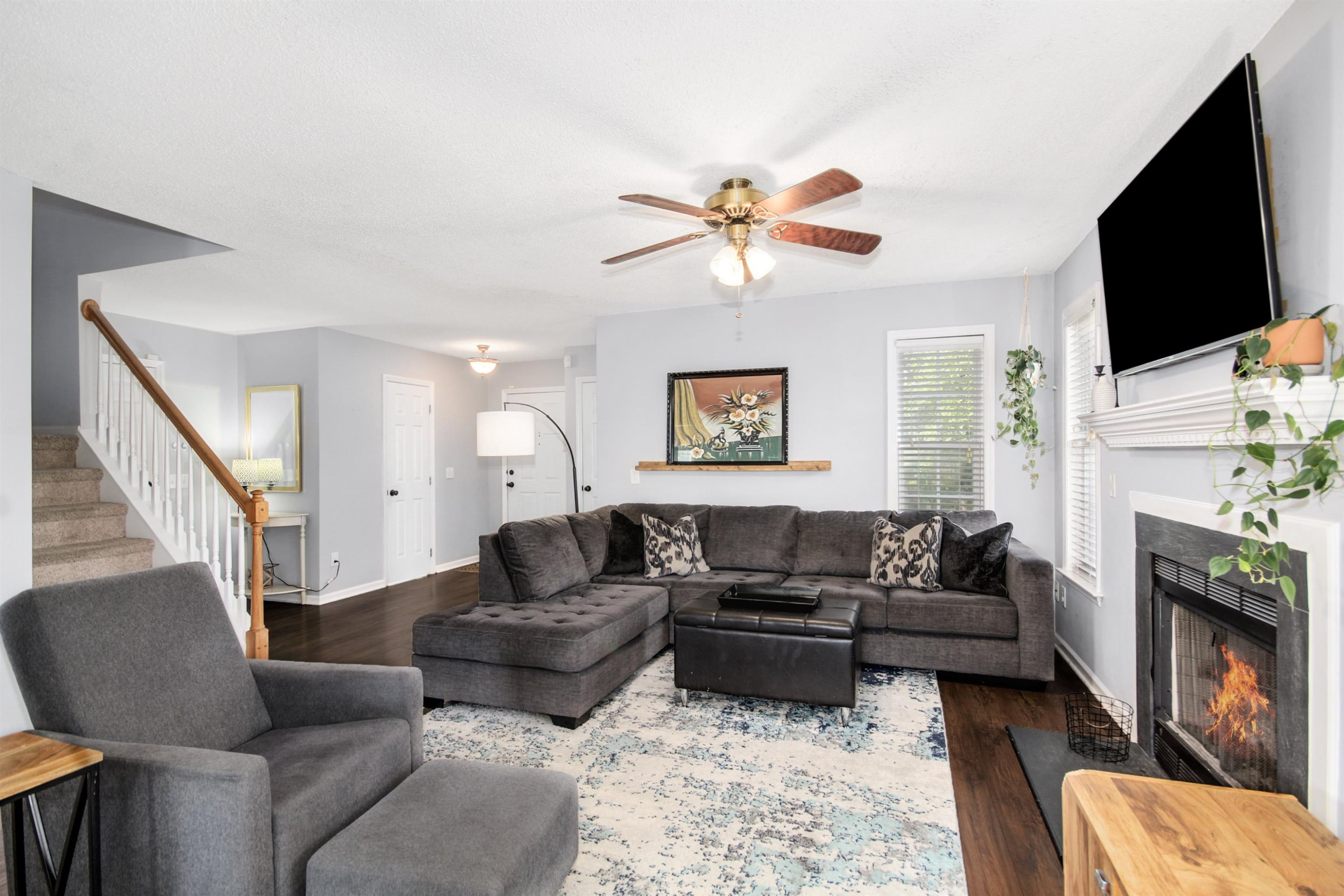 4417 Pottery Lane Raleigh, NC 27616 - Photo 7 of 28 Living Room