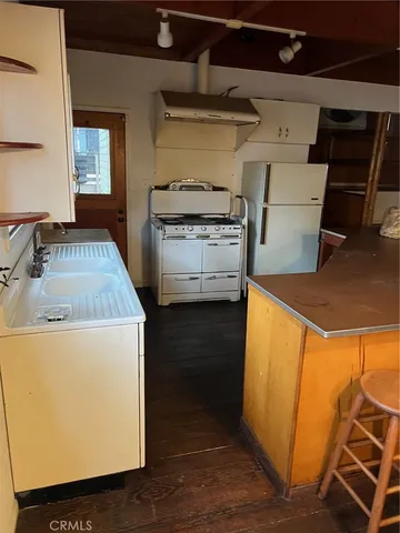 $599,000 | 195 Cedar Circle, Lake Arrowhead, CA 92352