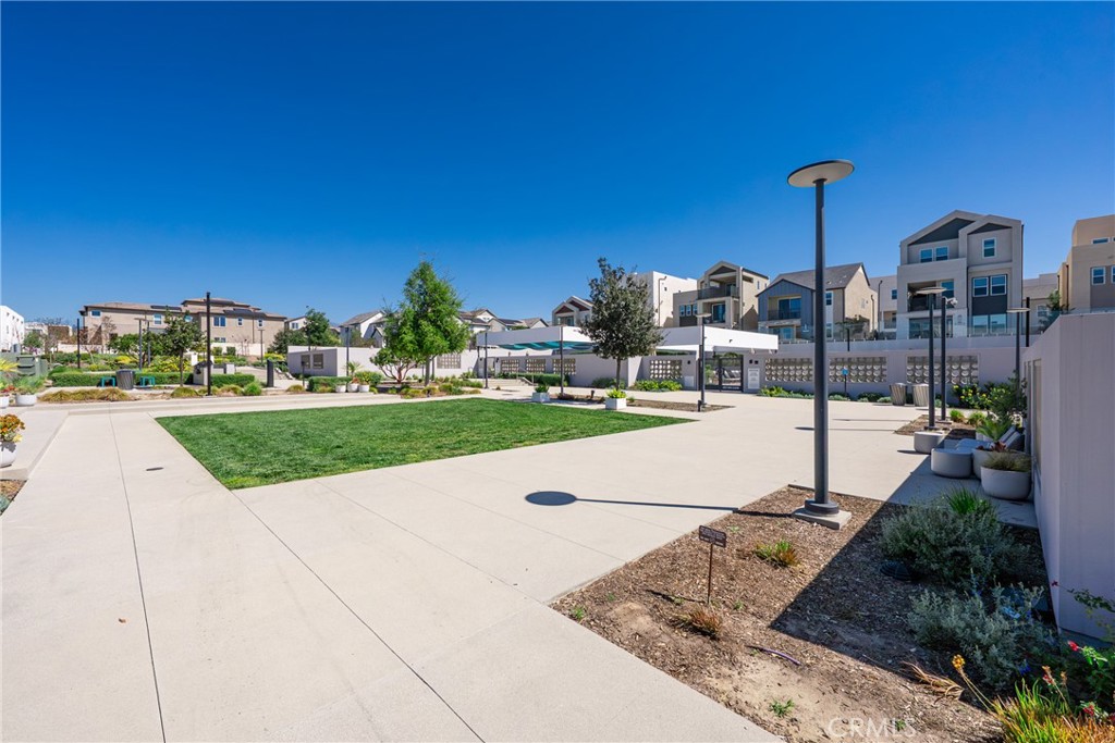 127 Biome Irvine, CA 92618 - Photo 12 of 13