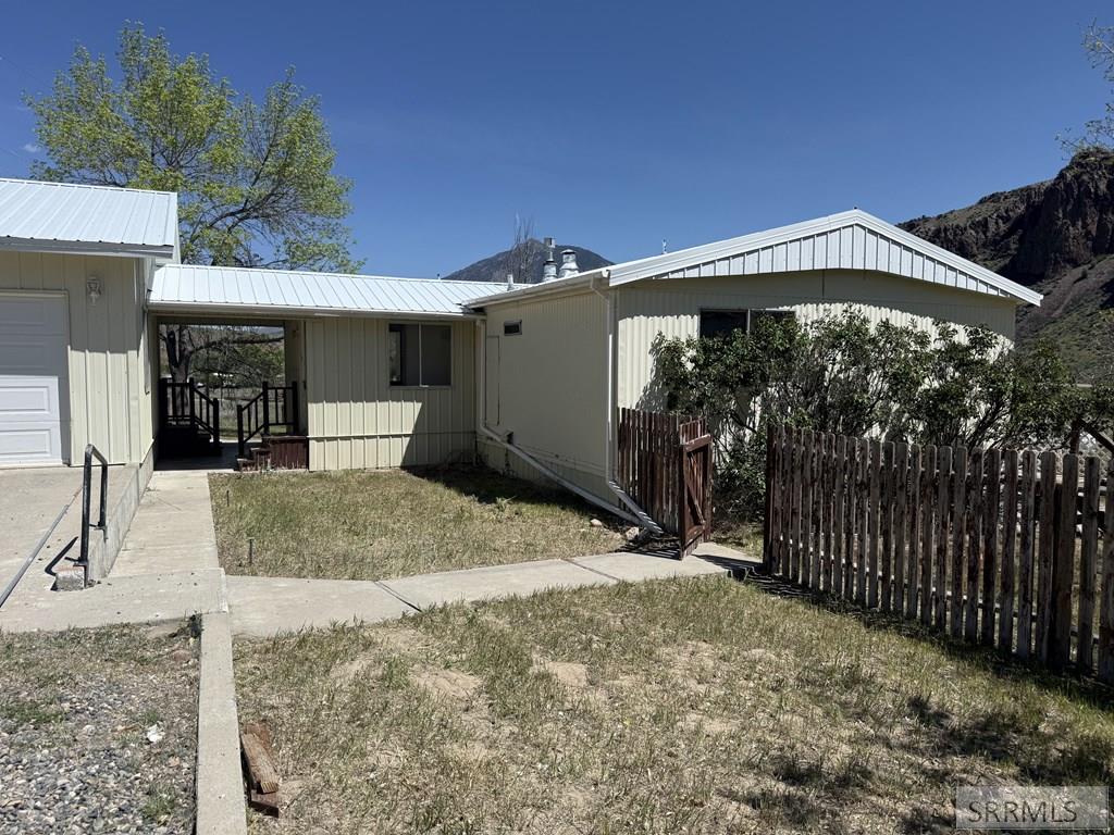 225 Pheasant Road Salmon, ID 83467 - Photo 17 of 60