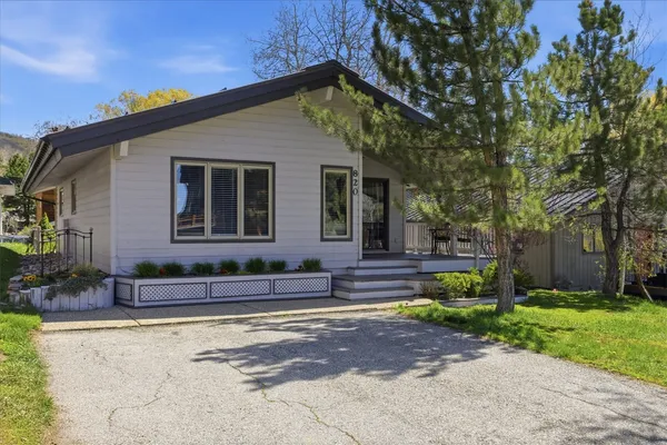 $1,497,000 | 818-820 Broad Street, Steamboat Springs, CO 80487