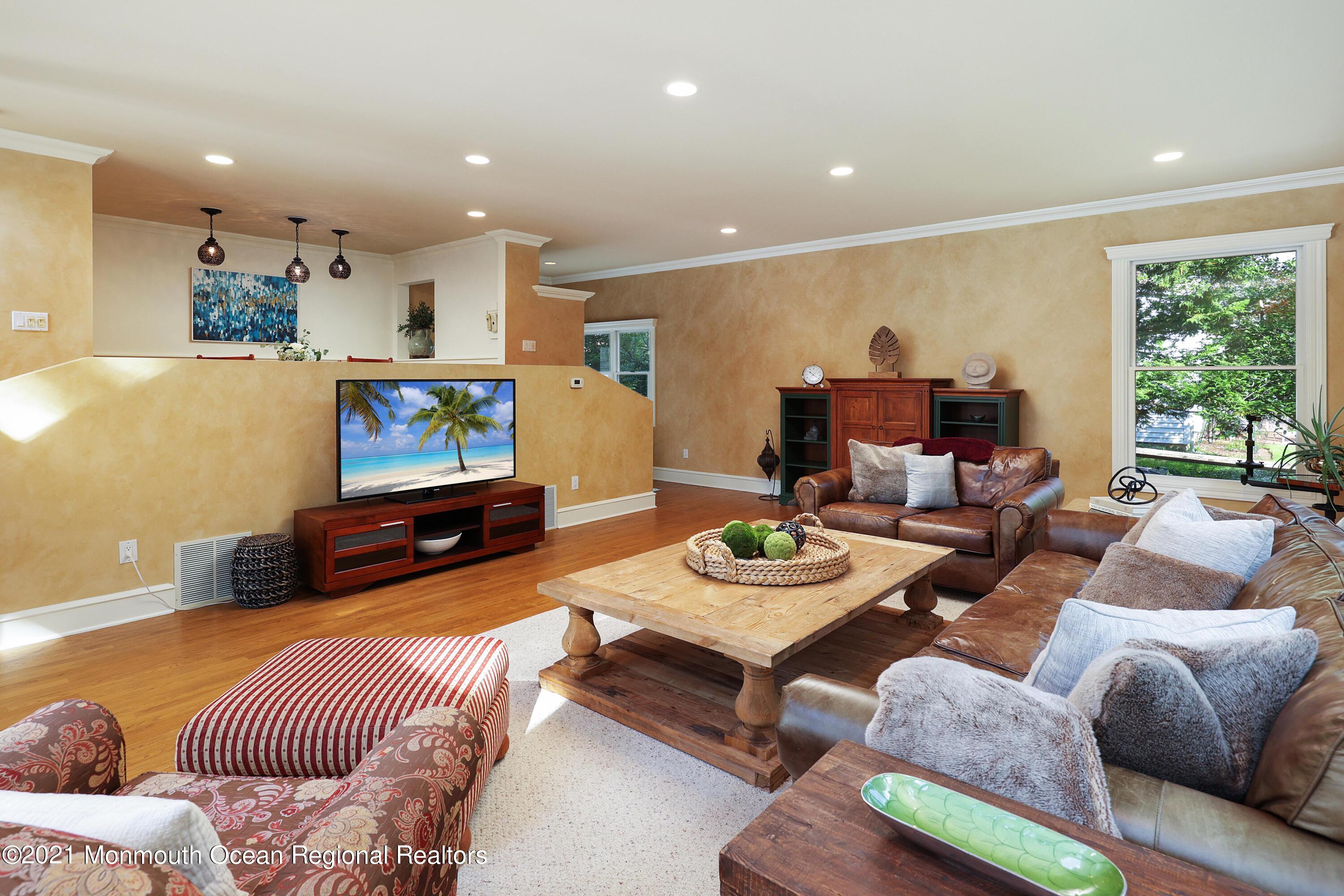 85 Harvard Road Fair Haven, NJ 07704 - Photo 17 of 39 758A9474