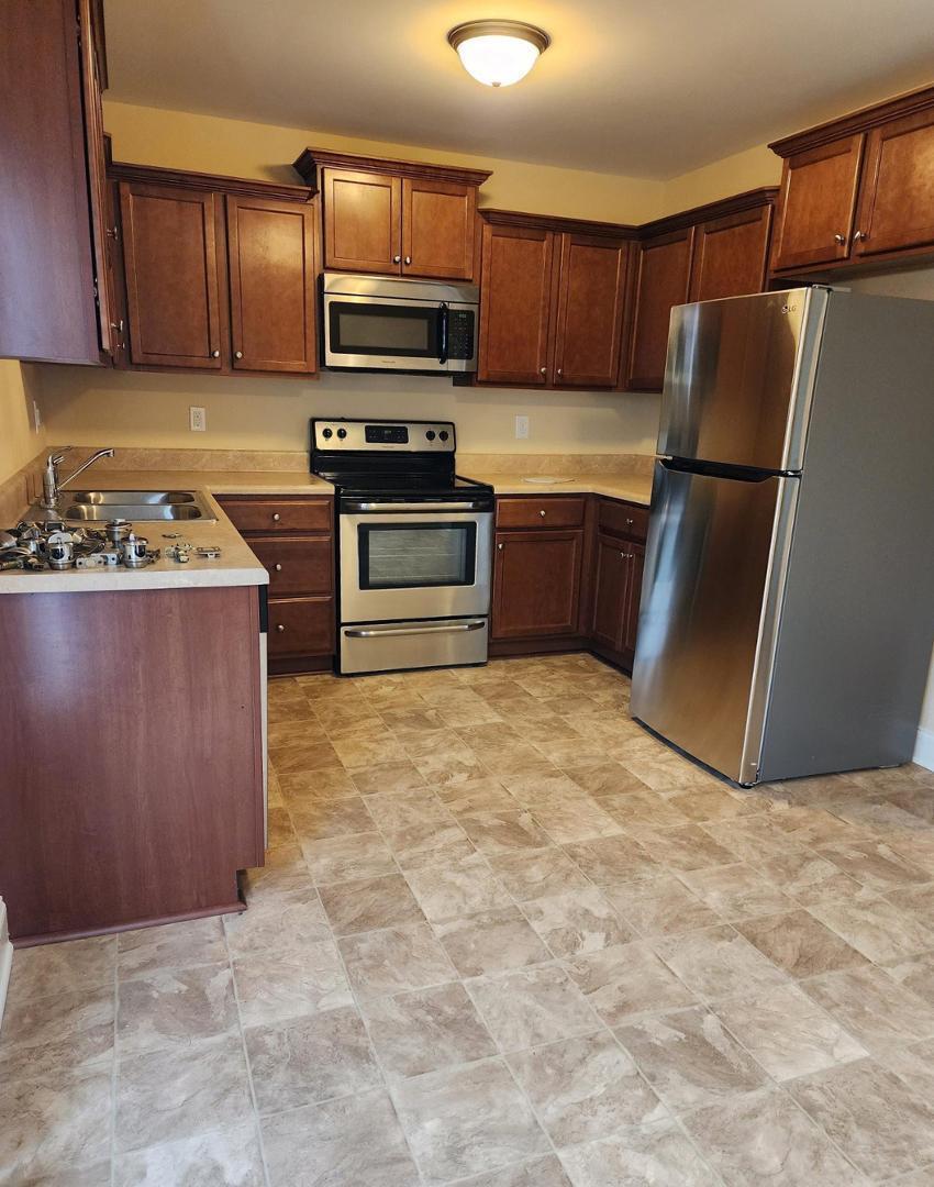 21 Hunters Point Court Angier, NC 27501 - Photo 5 of 13 Photo #3