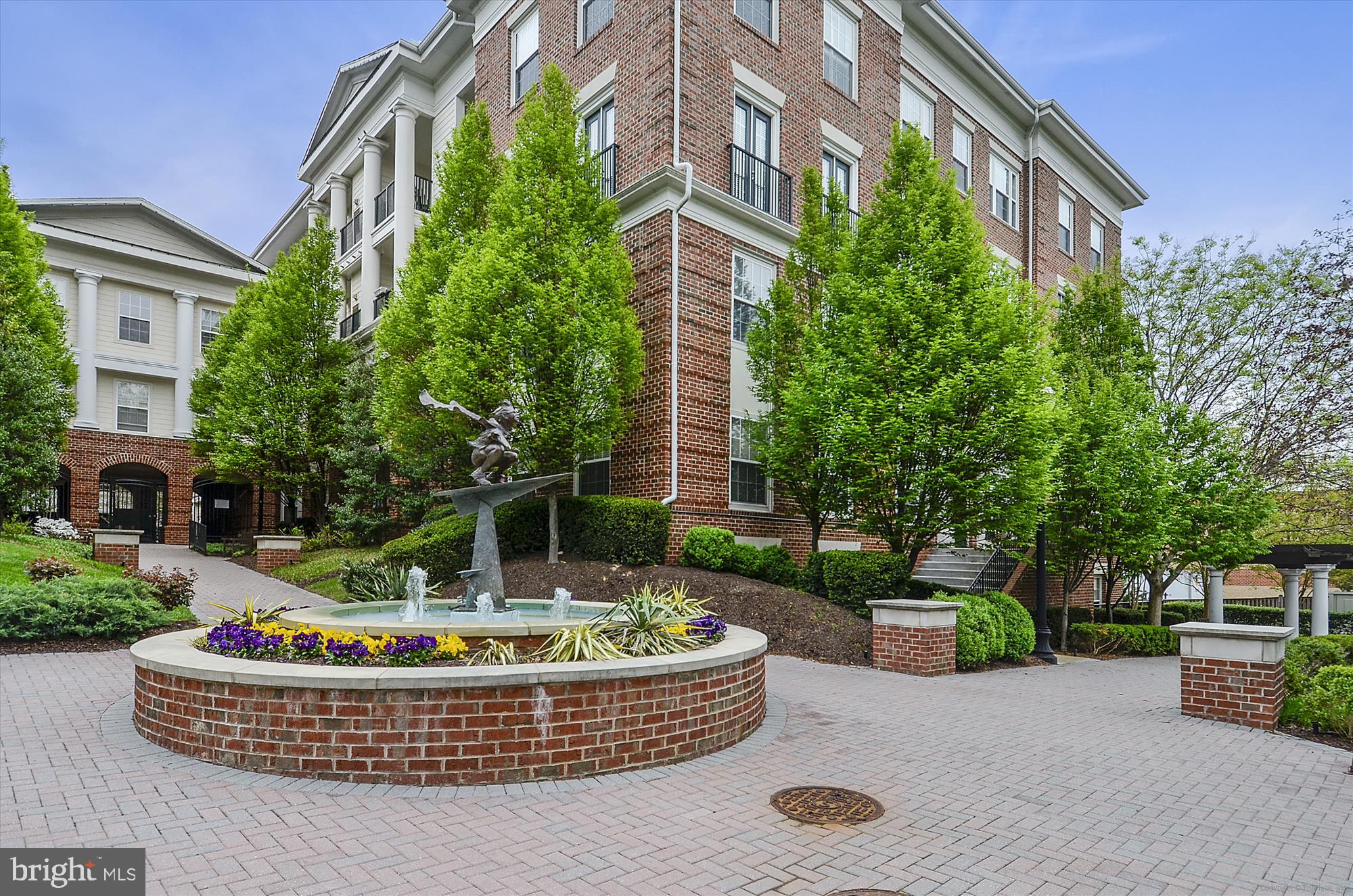 7 Booth Street, Unit 211 Gaithersburg, MD 20878 - Photo 19 of 33 Community