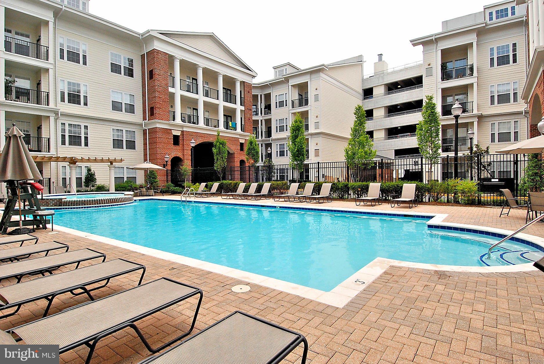 7 Booth Street, Unit 211 Gaithersburg, MD 20878 - Photo 20 of 33 Community Pool