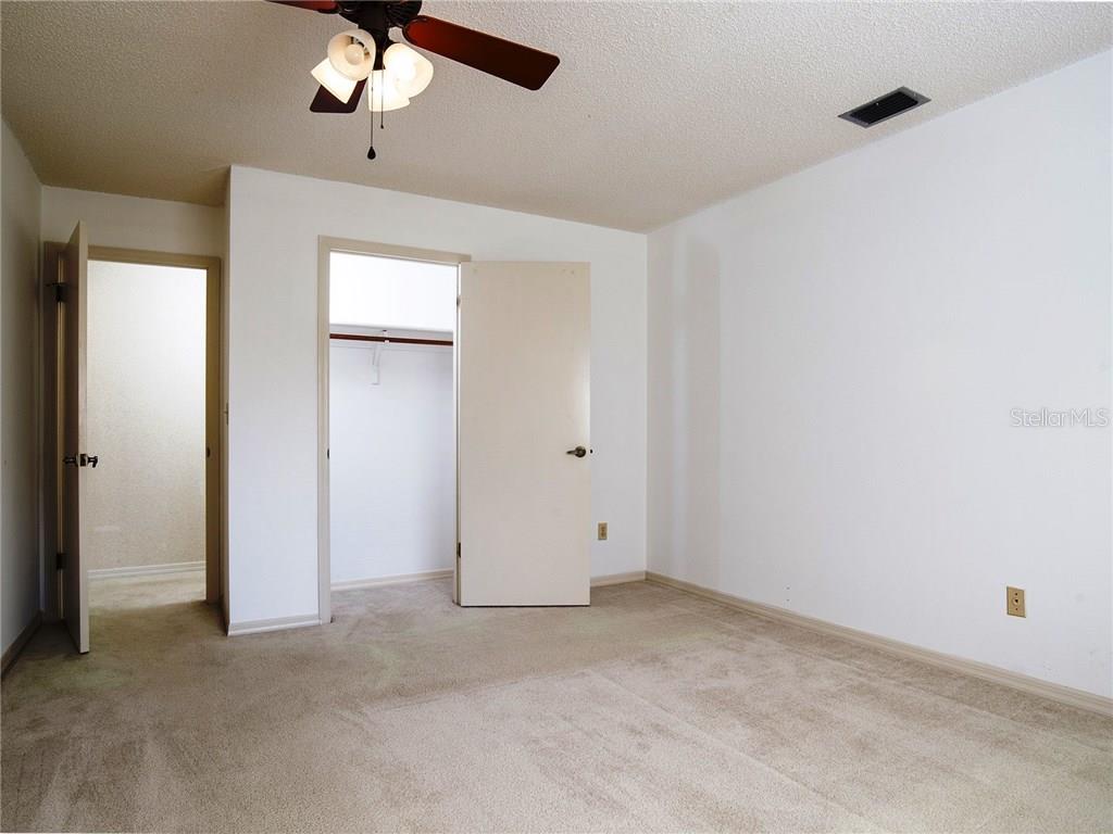 112 Valencia Loop Altamonte Springs, FL 32714 - Photo 4 of 24 Gallery Image 4