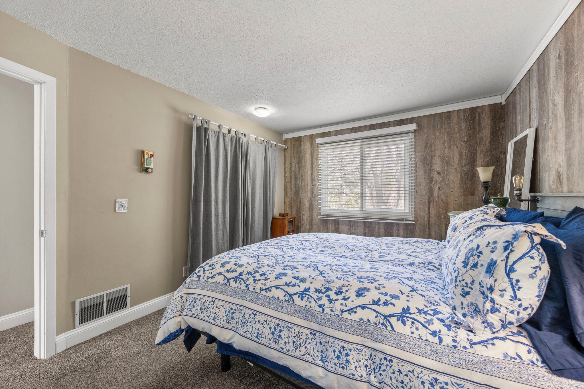 650 Gramsie Road Shoreview, MN 55126 - Photo 23 of 68