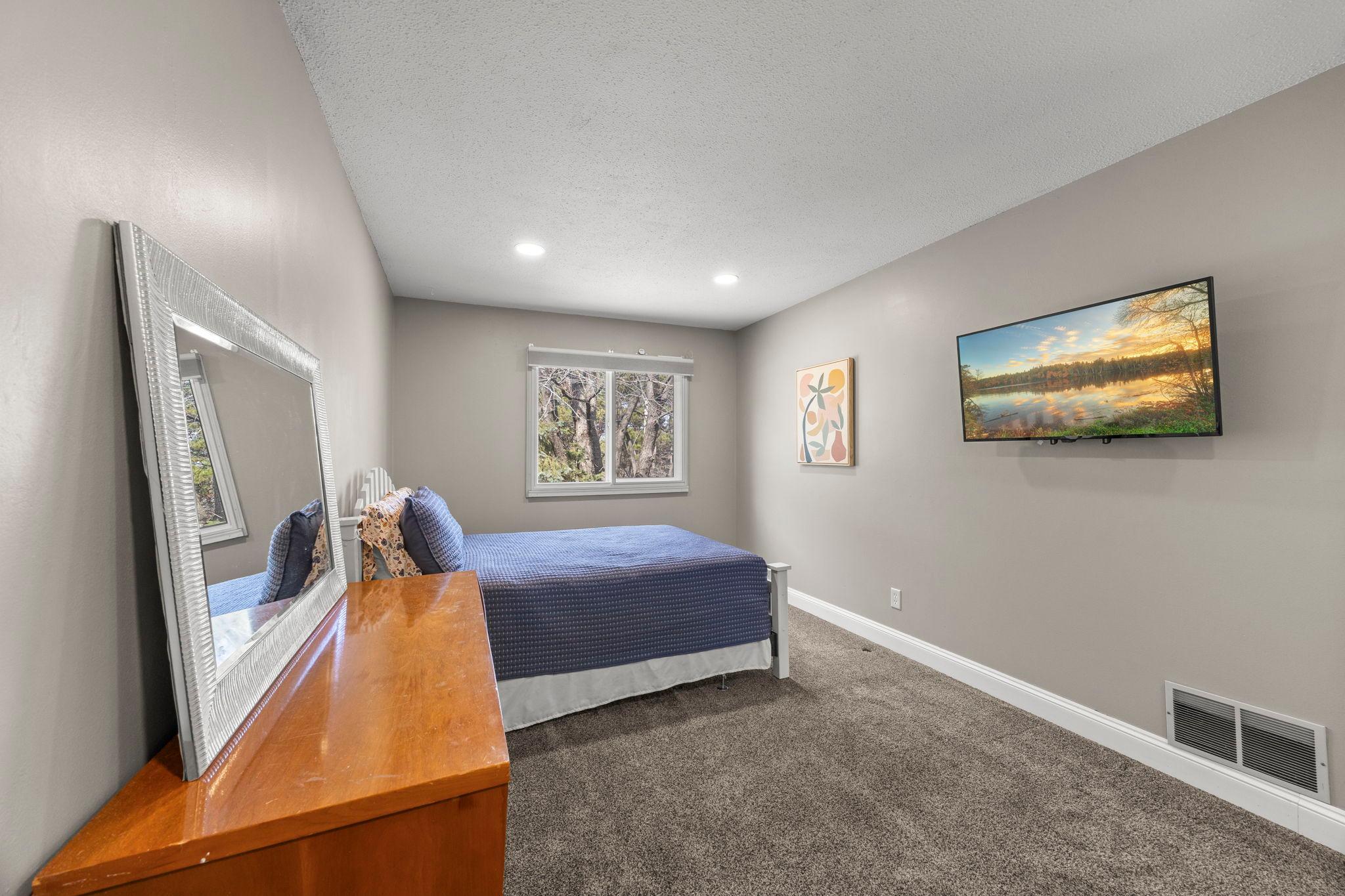 650 Gramsie Road Shoreview, MN 55126 - Photo 27 of 68