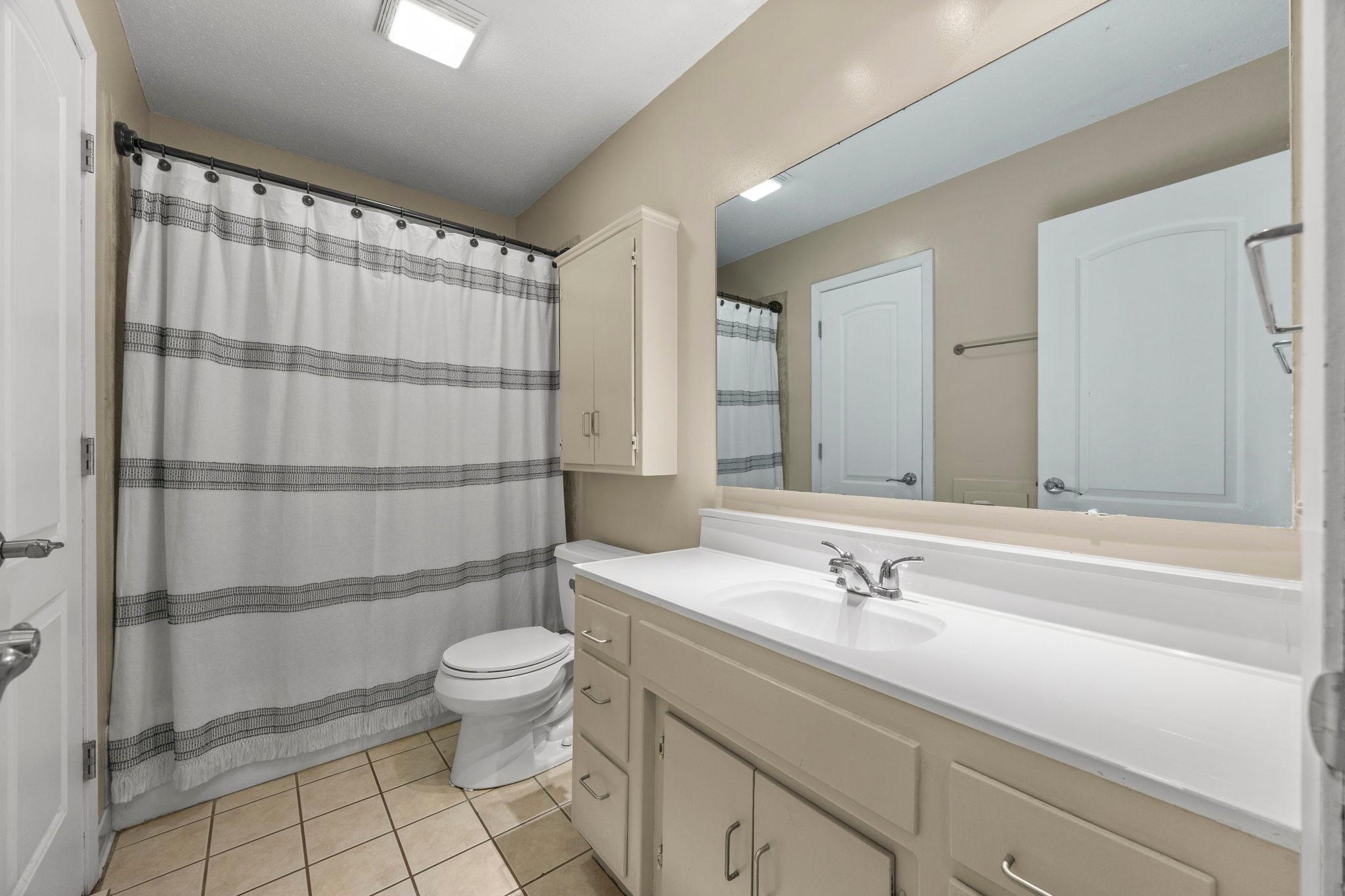 650 Gramsie Road Shoreview, MN 55126 - Photo 29 of 68