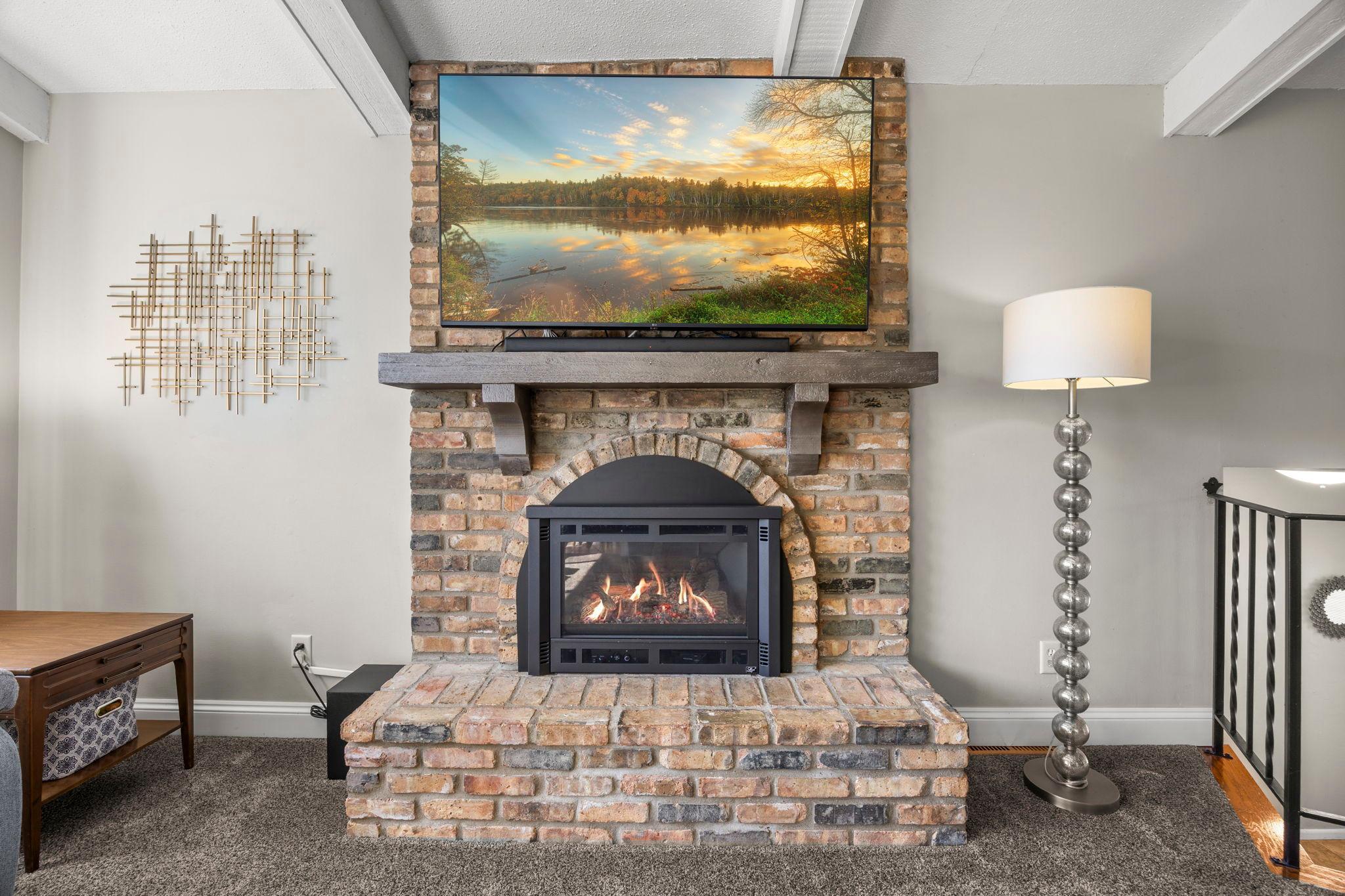 650 Gramsie Road Shoreview, MN 55126 - Photo 9 of 68