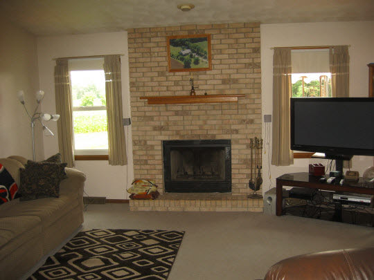 16151 Hauley Road Rockton, IL 61072 - Photo 2 of 10 Gallery Image 2