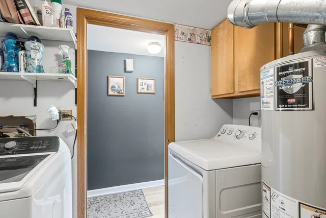 $359,000 | 1549 Hollytree Lane, Crystal Lake, IL 60014