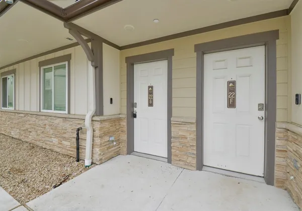 $1,595 | 12603 Telge Road, Unit 22H, Cypress, TX 77429