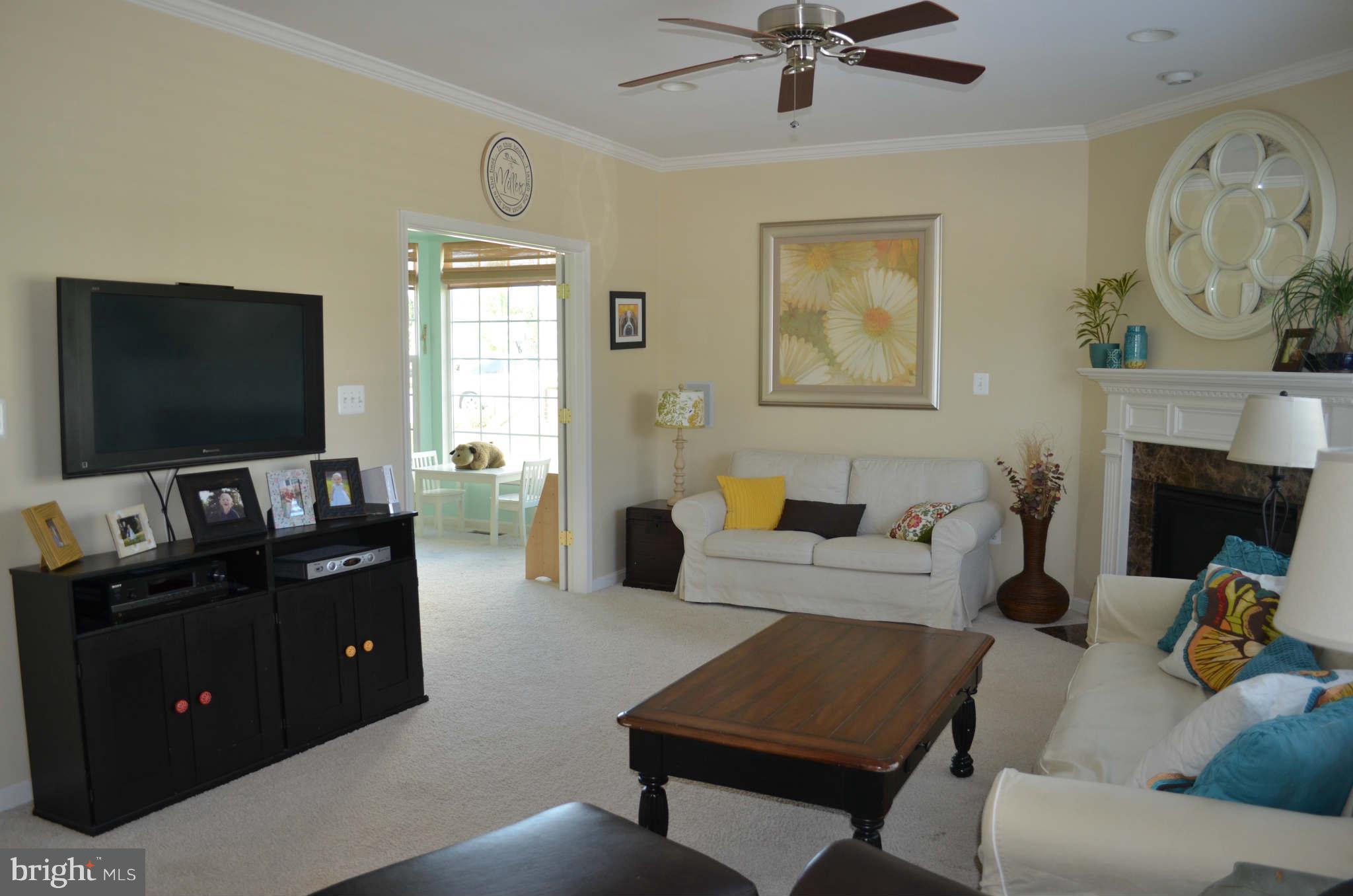 2301 Pomander Road Baltimore, MD 21209 - Photo 10 of 28 Family Room