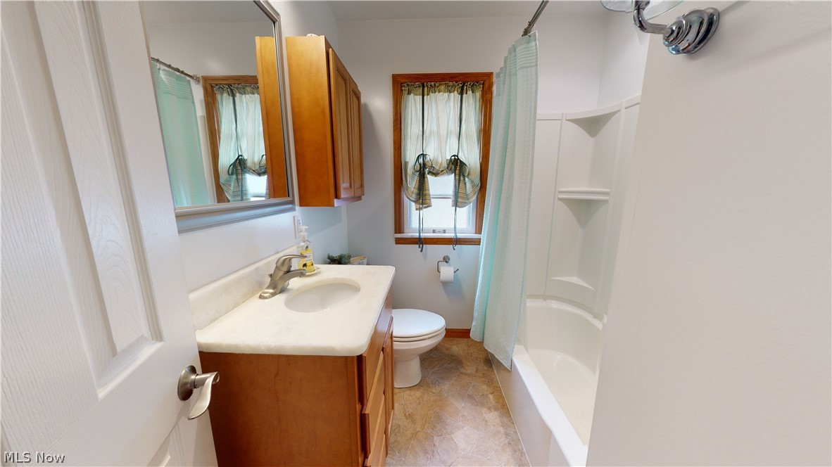 813 Pendley Road Willowick, OH 44095 - Photo 13 of 31 Gallery Image 13