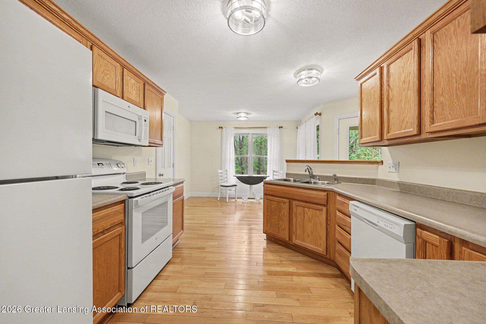 3776 Burkhart Road Jackson, MI 49201 - Photo 6 of 23 Kitchen