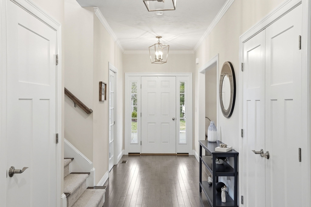 16 Farm Road Plymouth, MA 02360 - Photo 5 of 37 Gallery Image 5