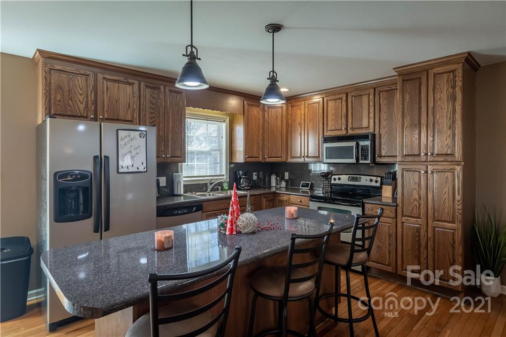 2175 Shady Grove Road Connelly Springs, NC 28612 - Photo 7 of 18 Gallery Image 7