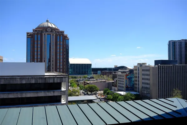 $2,700 | 201 Main Street, Unit 6G, Houston, TX 77002