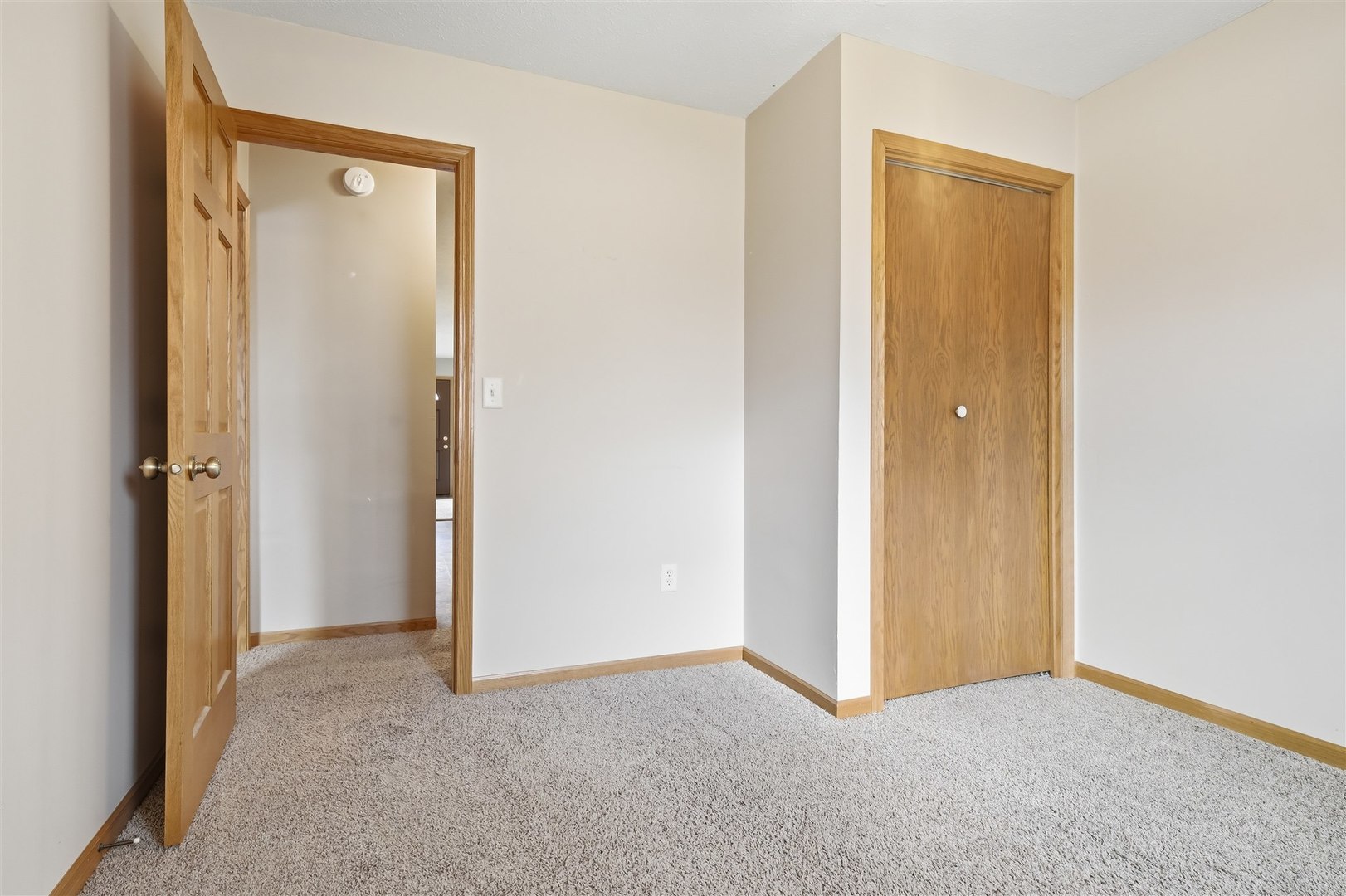 409 East Delaware Street Dwight, IL 60420 - Photo 18 of 31 a view of an empty room