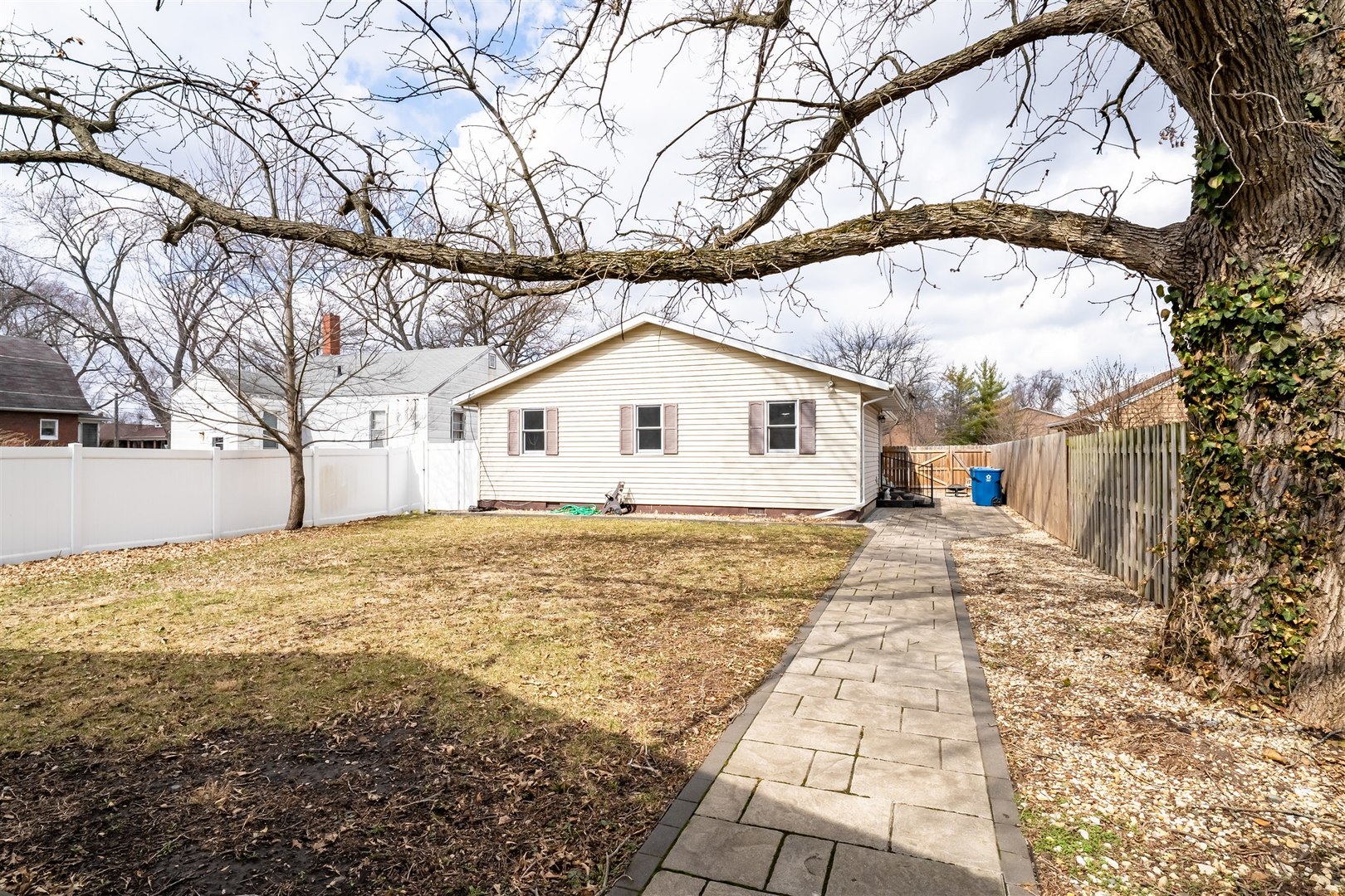 409 East Delaware Street Dwight, IL 60420 - Photo 25 of 31 a bathroom with a sink and trees