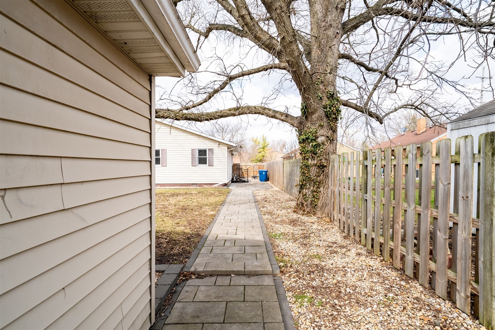 409 East Delaware Street Dwight, IL 60420 - Photo 26 of 31 a view of a pathway with a house on the buildings