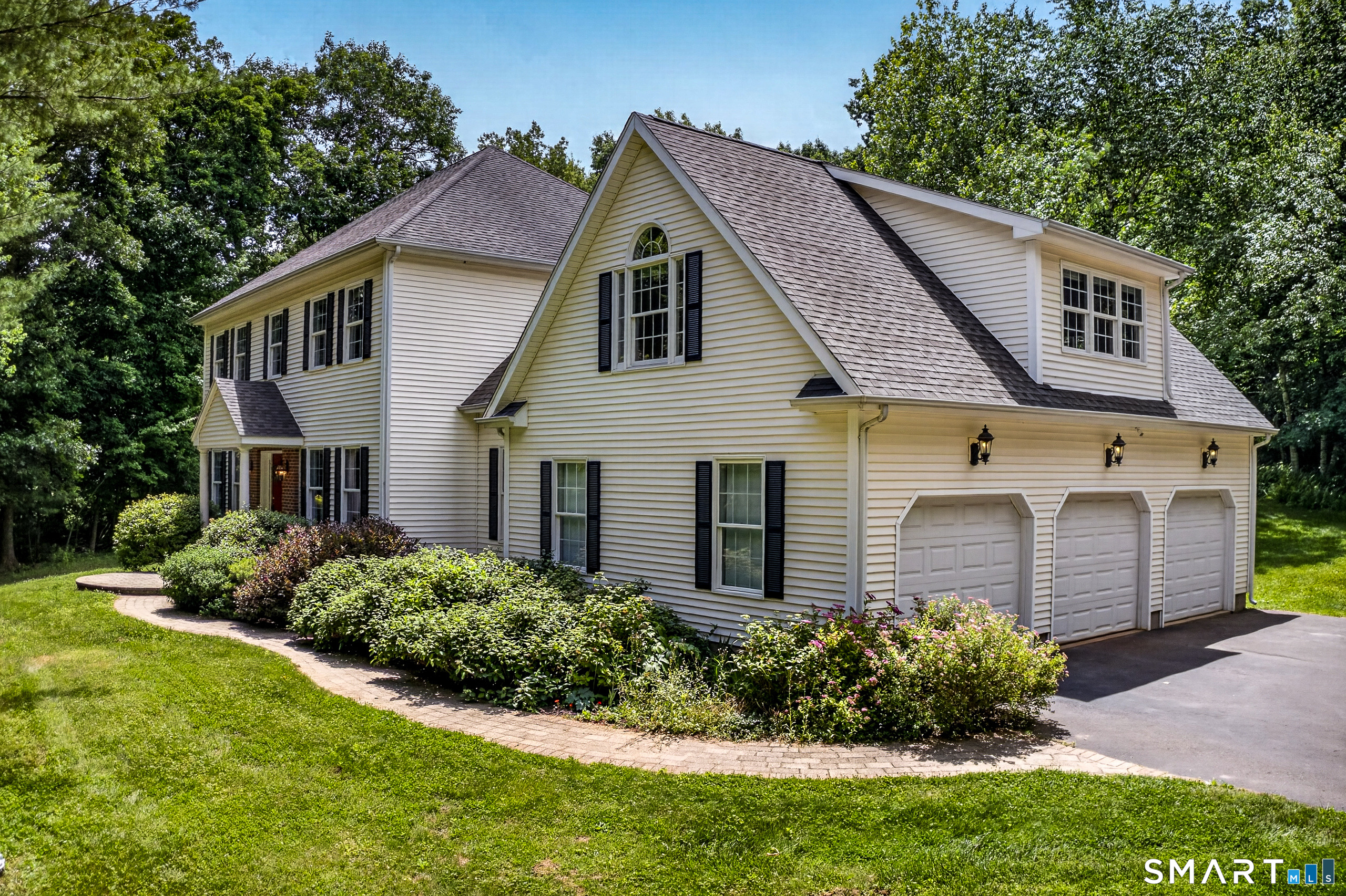 121 Wildwood Road Tolland, CT 06084 - Photo 3 of 40