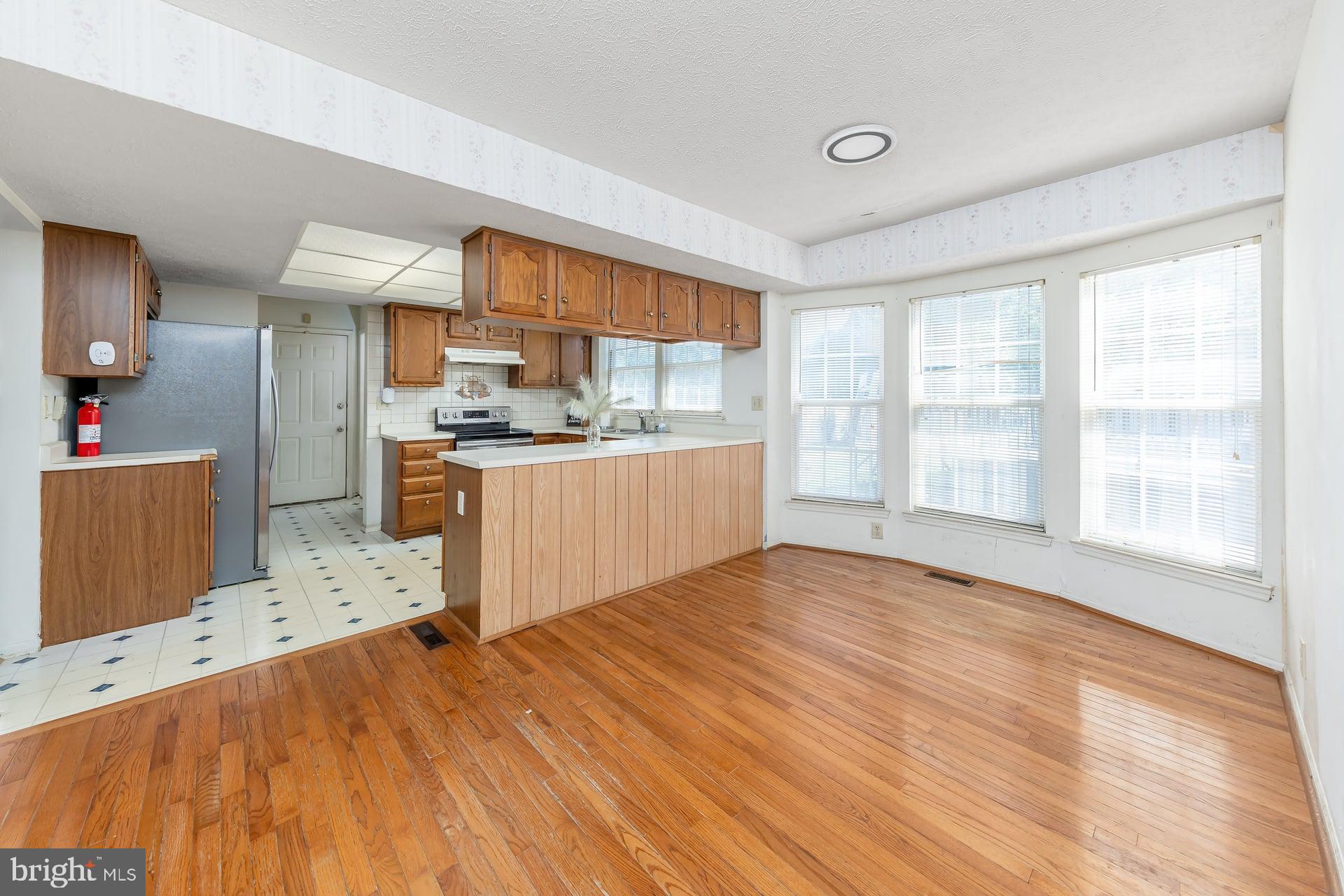 1132 Falkirk Road Williamstown, NJ 08094 - Photo 9 of 23