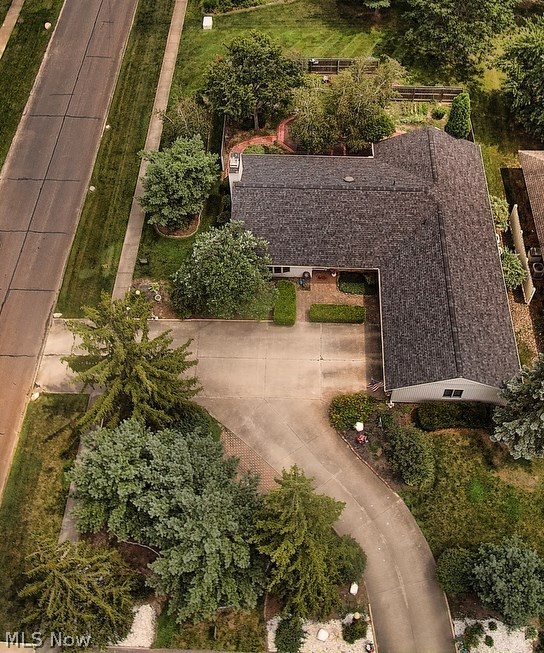 10843 Gate Post Road Strongsville, OH 44149 - Photo 34 of 35 Gallery Image 34