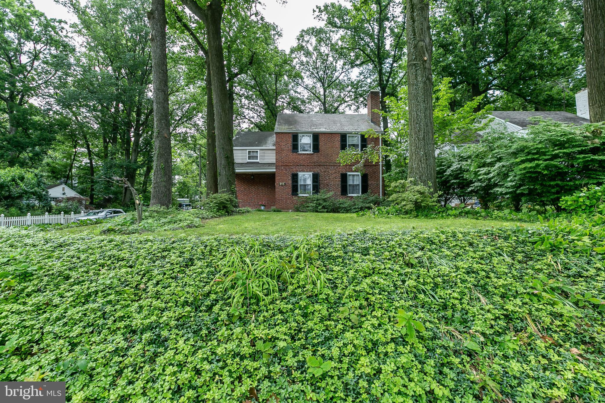 815 Olmstead Road Baltimore, MD 21208 - Photo 2 of 43