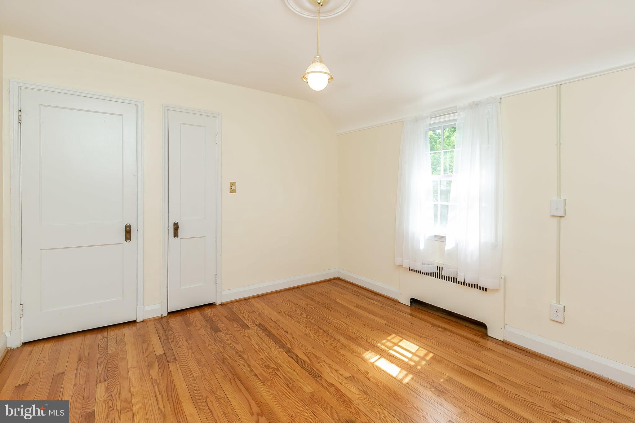 815 Olmstead Road Baltimore, MD 21208 - Photo 21 of 43