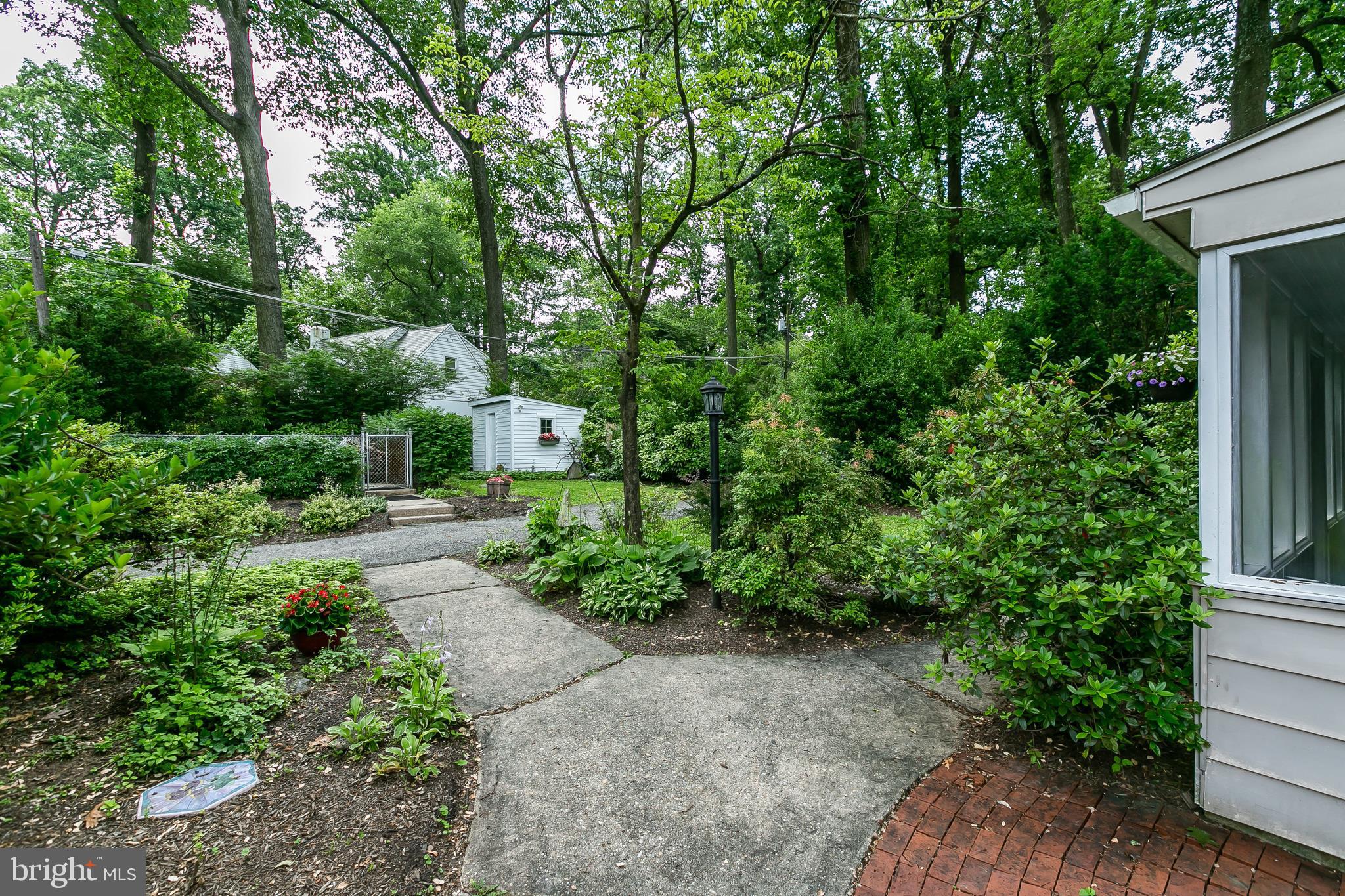815 Olmstead Road Baltimore, MD 21208 - Photo 33 of 43
