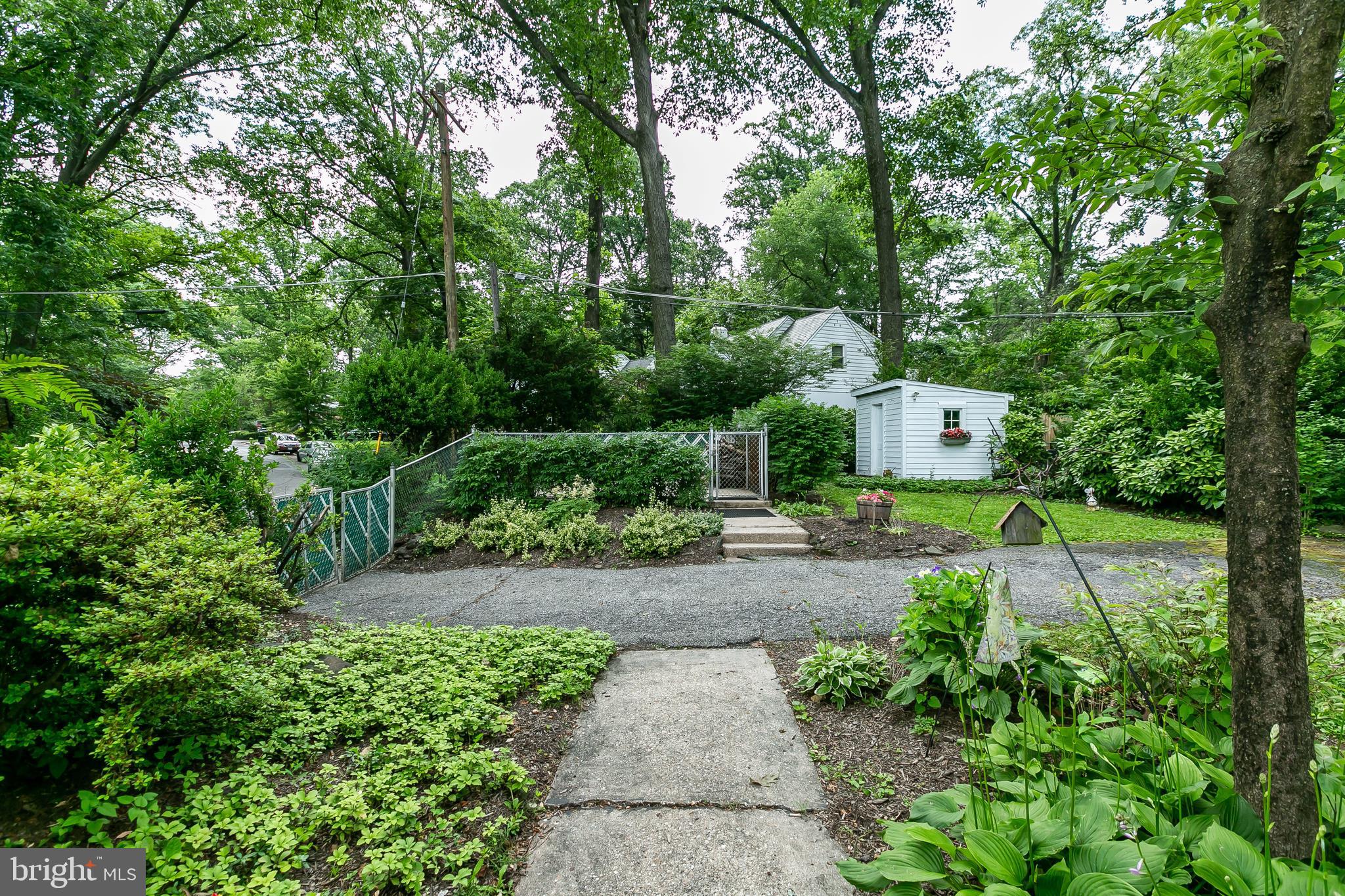 815 Olmstead Road Baltimore, MD 21208 - Photo 34 of 43