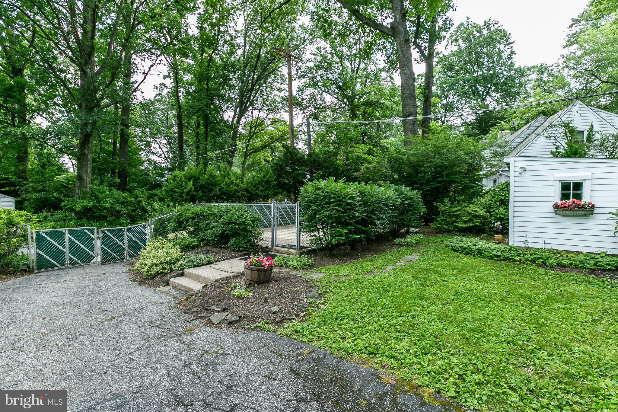 815 Olmstead Road Baltimore, MD 21208 - Photo 35 of 43