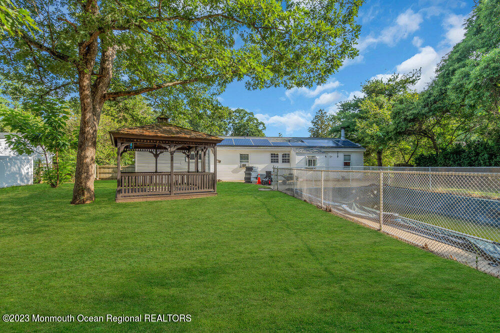 26 Brookside Drive Howell, NJ 07731 - Photo 31 of 33 041_dsc09605-1