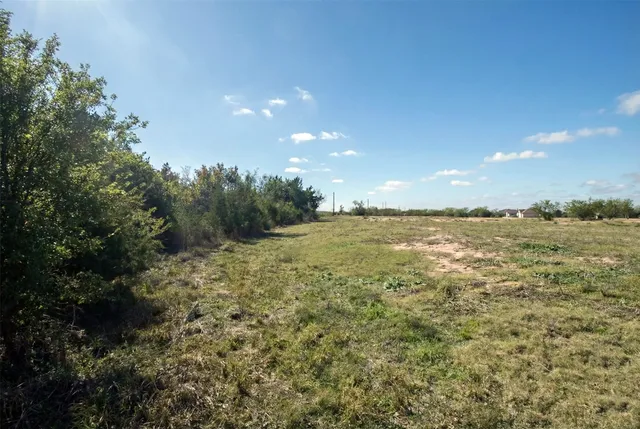 $100,000 | 1423 Southfork Ranch Drive, Sealy, TX 77474