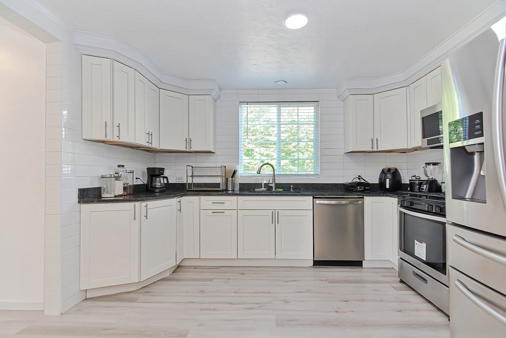 60 Edmands Road Framingham, MA 01701 - Photo 5 of 42