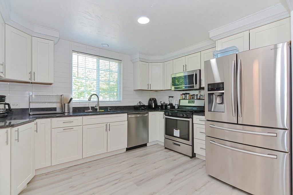 60 Edmands Road Framingham, MA 01701 - Photo 6 of 42