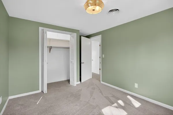 $349,000 | 837 Thorntree Boulevard, Jackson, MI 49203