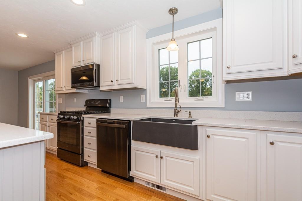 150 Nashua Road Billerica, MA 01862 - Photo 10 of 42 Gallery Image 10