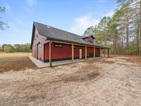 $850,000 | 1050 Lakebay Road, Vass, NC 28394