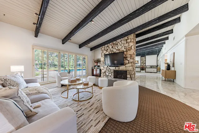 $1,649,900 | 12324 Kenny Drive, Granada Hills, CA 91344