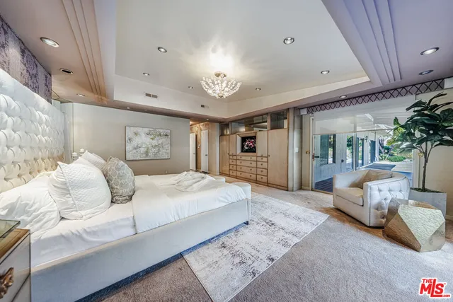 $1,649,900 | 12324 Kenny Drive, Granada Hills, CA 91344