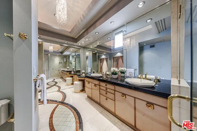 $1,649,900 | 12324 Kenny Drive, Granada Hills, CA 91344