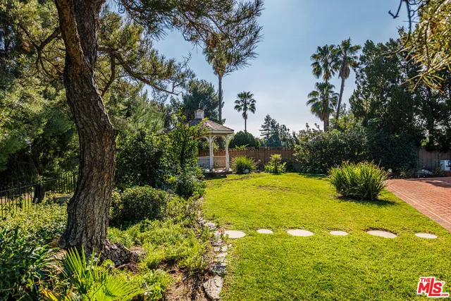 $1,649,900 | 12324 Kenny Drive, Granada Hills, CA 91344