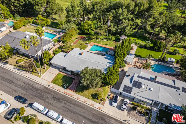 $1,649,900 | 12324 Kenny Drive, Granada Hills, CA 91344