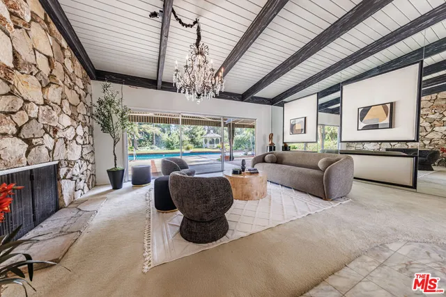 $1,649,900 | 12324 Kenny Drive, Granada Hills, CA 91344