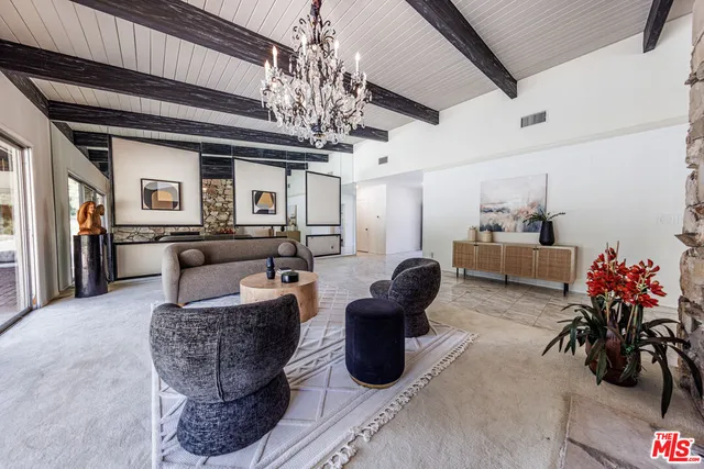 $1,649,900 | 12324 Kenny Drive, Granada Hills, CA 91344