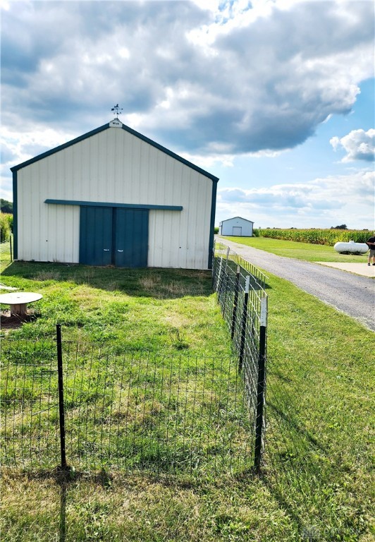 5250 Holfinger Road Piqua, OH 45356 - Photo 5 of 12