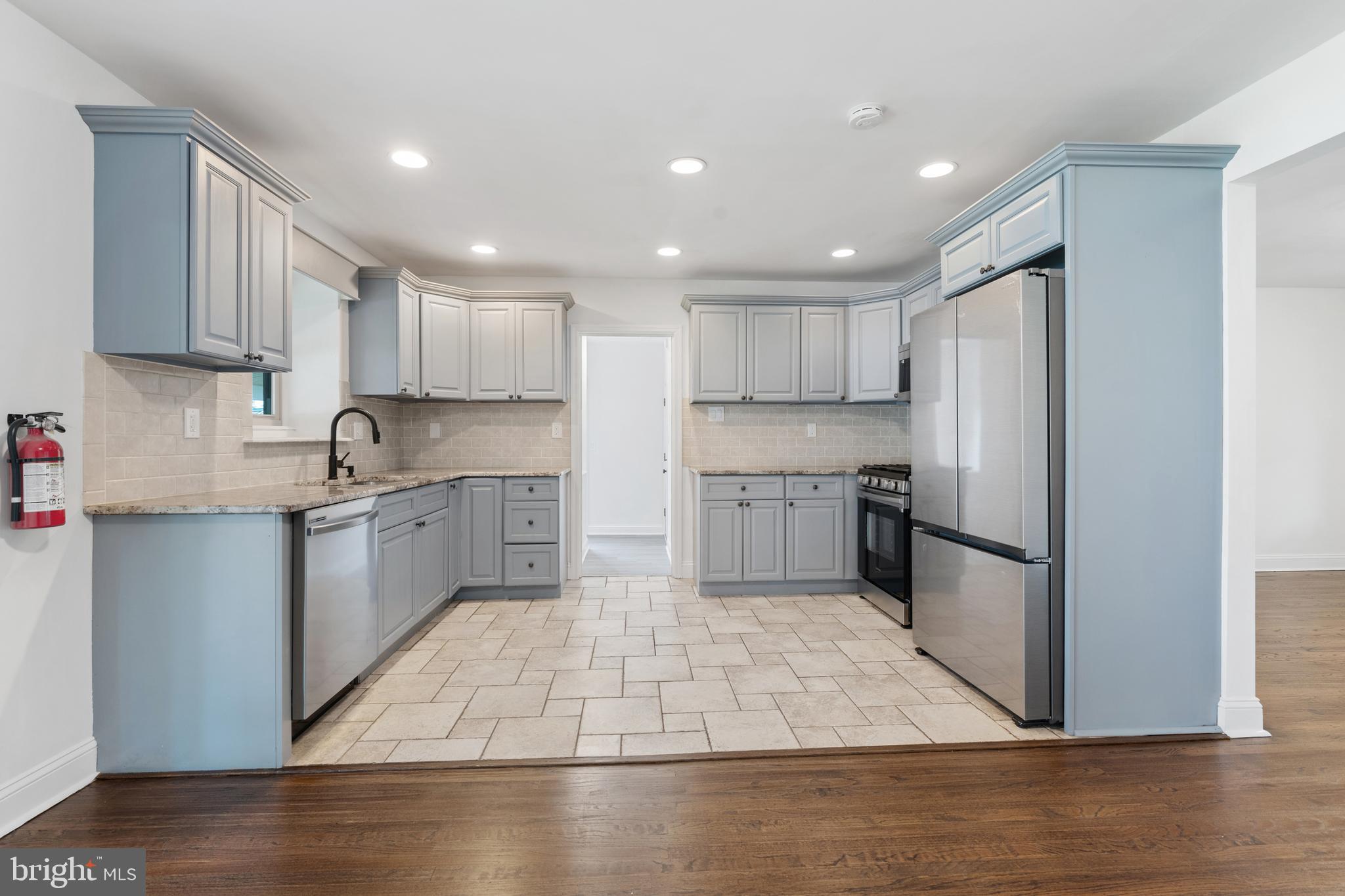 320 Newtown Road Warminster, PA 18974 - Photo 7 of 23 Gallery Image 7